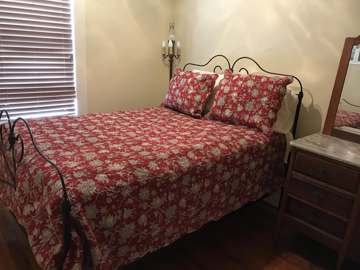 Dabbs Hotel Bed And Breakfast Llano Екстер'єр фото