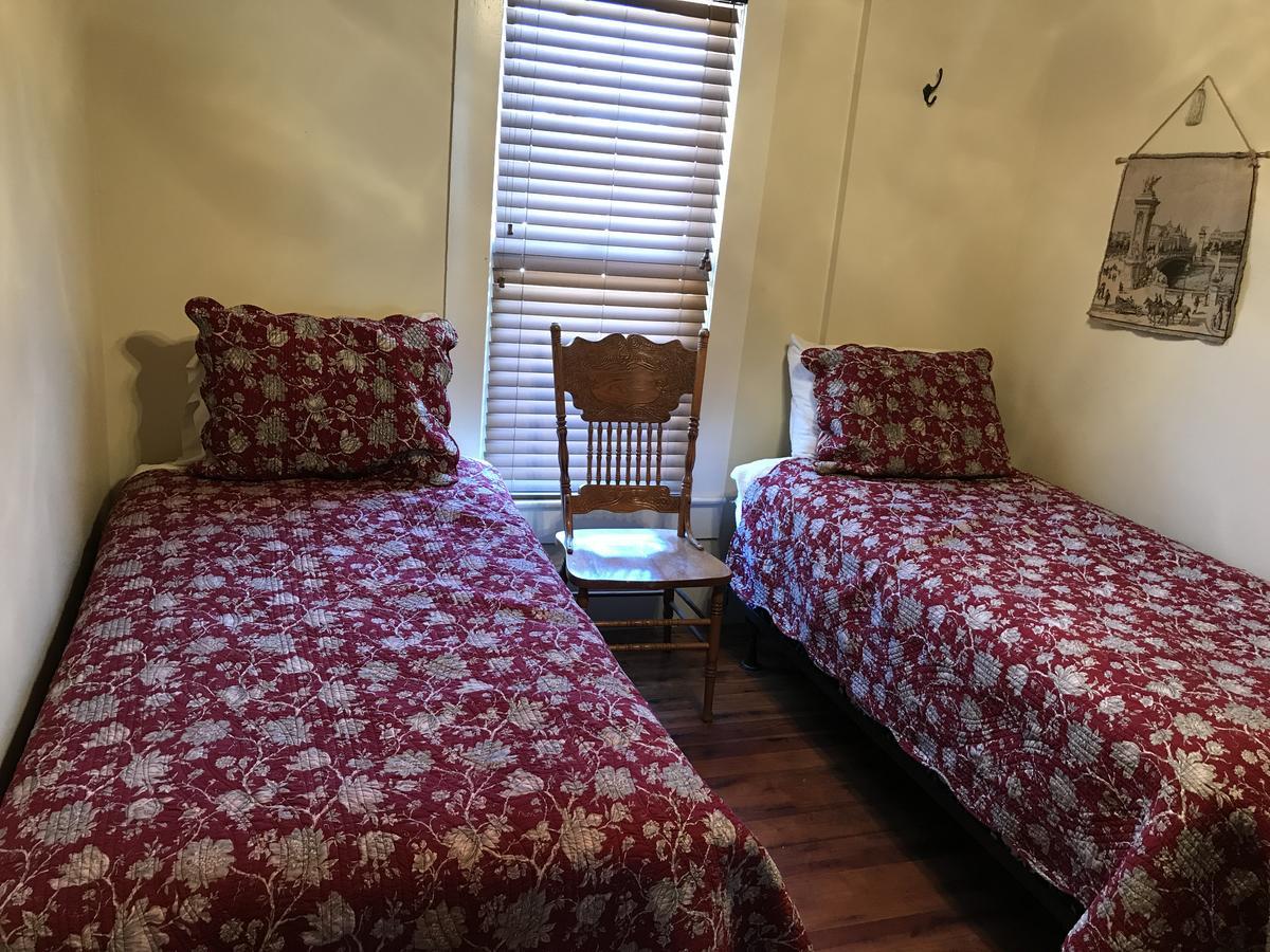Dabbs Hotel Bed And Breakfast Llano Екстер'єр фото